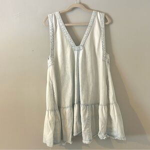 Free People Light Wash Denim Babydoll Tunic Dress Size S Distressed Hem